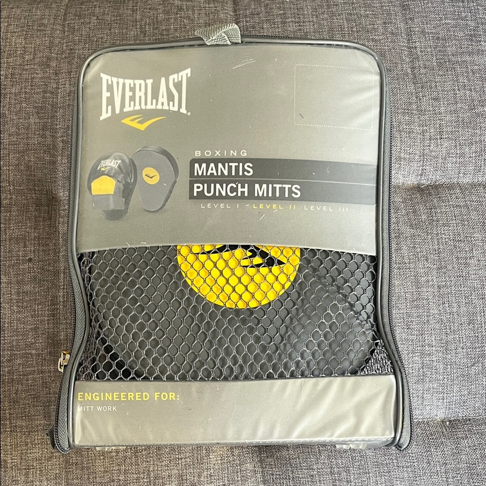 Everlast Black and Yellow Punch Mitts